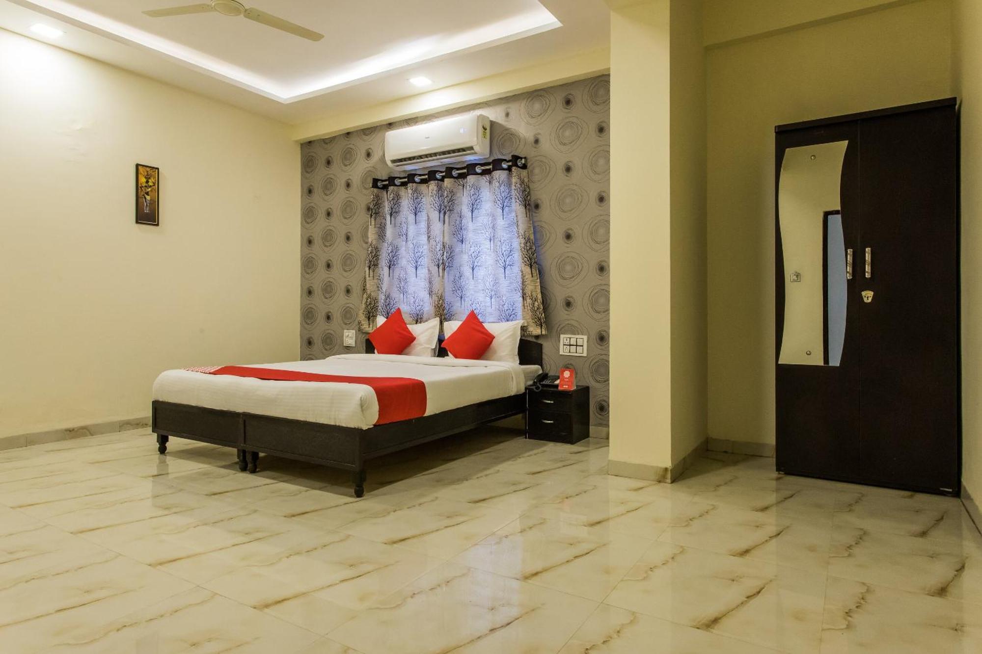 Oyo Hotel Sunrise Indore Extérieur photo